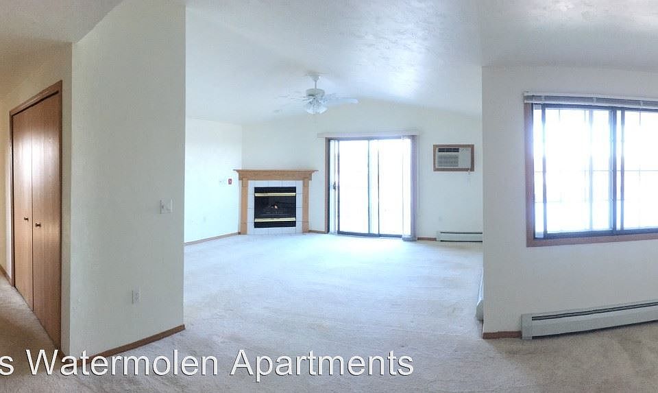 2nd image of 1617 River Bend Ter APT 3