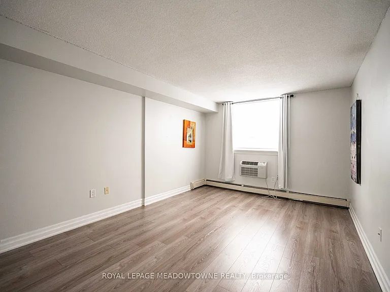 55 Yarmouth St #302 — Photo 17