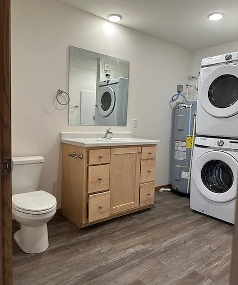 821 Adams Ct #513 — Photo 6