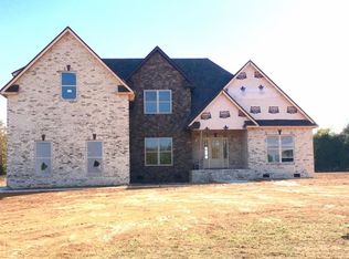 100 New Dawn Rd, Rockvale, TN 37153