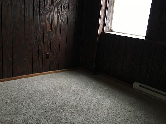 5th image of 403 Lafollette St APT 204