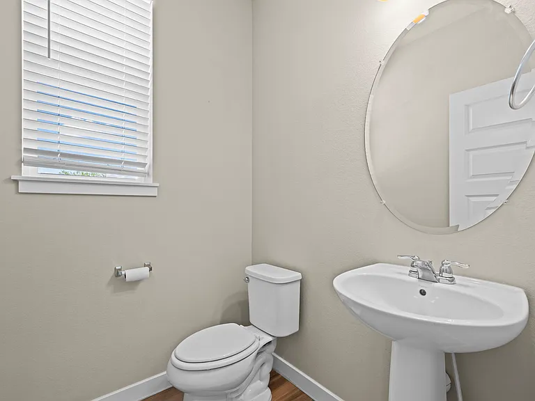 2348 S Troy Ct — Photo 11