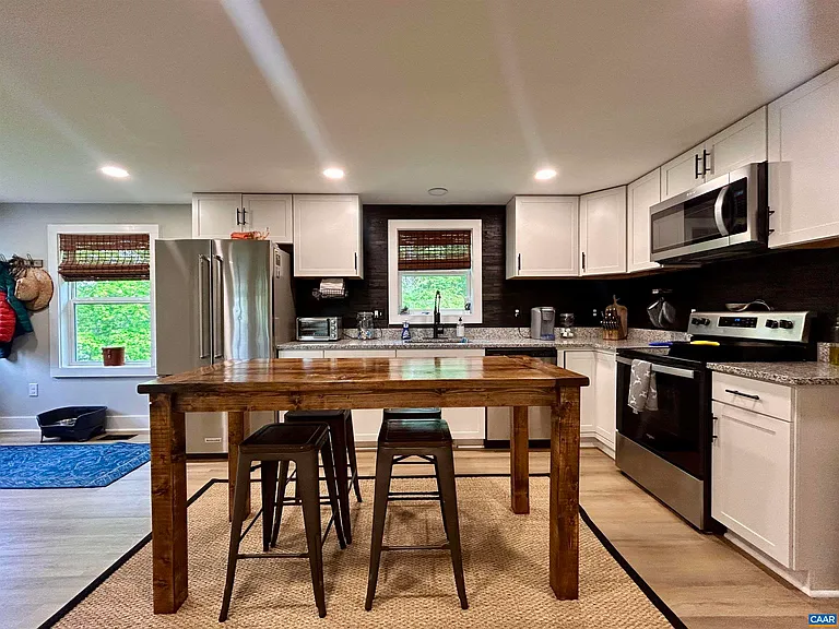 6607 Jefferson Mill Rd — Photo 5