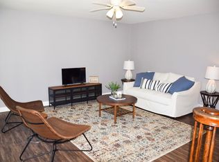 101 Cowan Dr, Mason, OH 45040