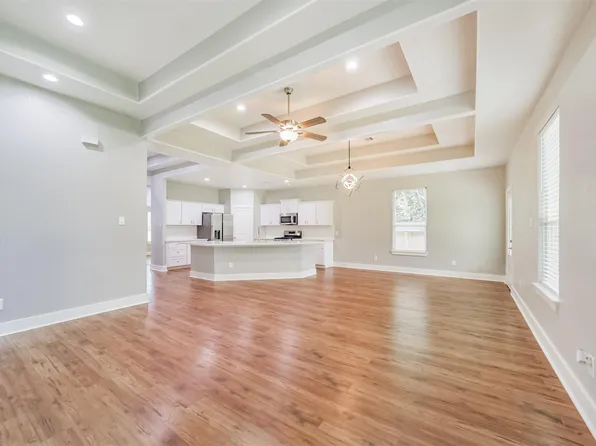 1016 Rachel B Scott St, Cleveland, TX 77327
