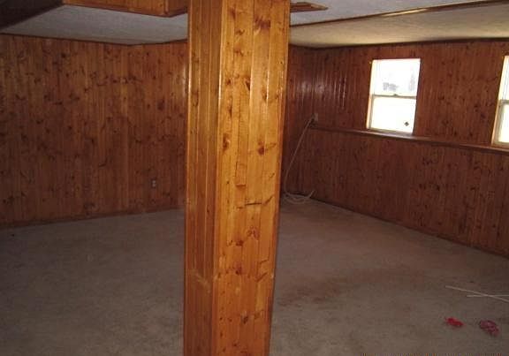 4th image of 3215 Wallace Ave