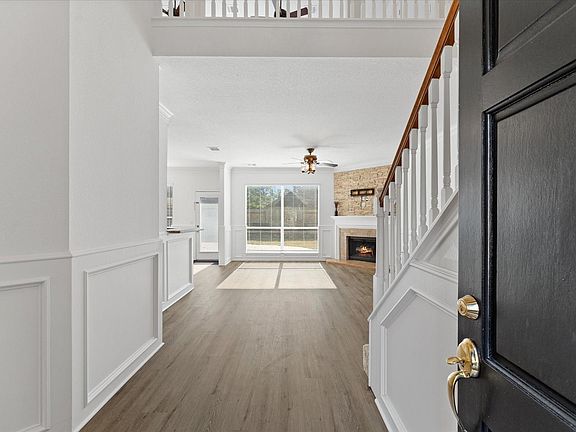 4th image of 11715 Mesa Wells Drive