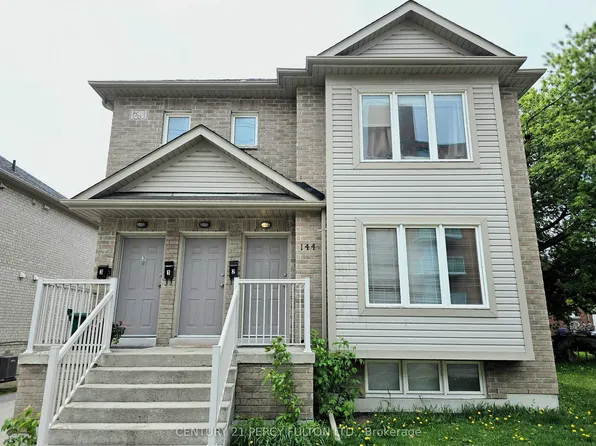 144 Mary St N #2, Oshawa, ON L1G 5B9