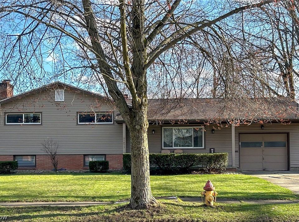 1st image of 1677 Arthur Dr NW