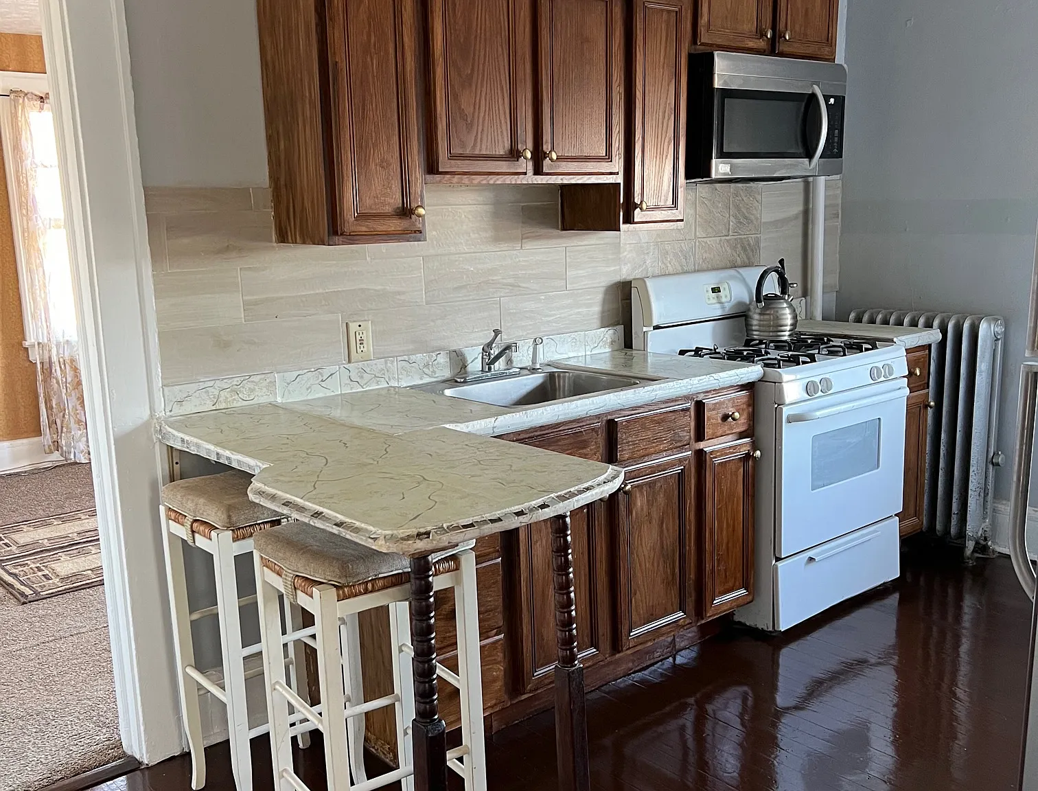 1 bed, 800 sqft, $1,700 — Photo 2