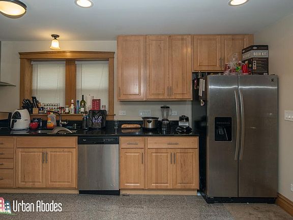 5th image of 2448 N Campbell Ave #Garden
