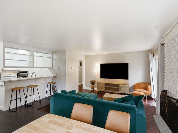 3rd image of 4149 Alberstone Dr