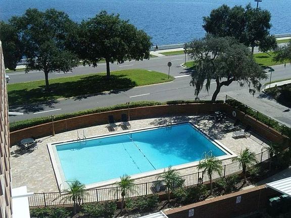 5th image of 4015 Bayshore Blvd