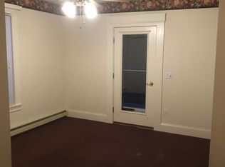 97 Park St APT 2, Clinton, MA 01510