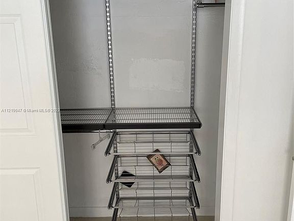 5th image of 114 Mendoza Ave #45