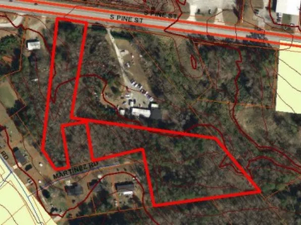 Pine St, Spartanburg, SC 29302