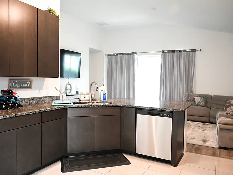 908 Sabal Breeze Ln — Photo 3
