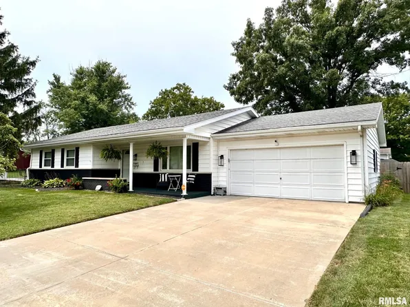 7 Merrygrove Dr, Jacksonville, IL 62650
