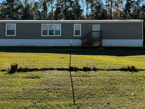 3rd image of 7951 Jersey Ln