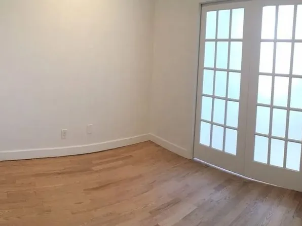 577 2nd Avenue image 2 of 12