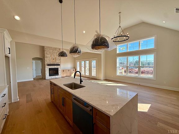 4th image of 20 Crest Ridge Lot Ct