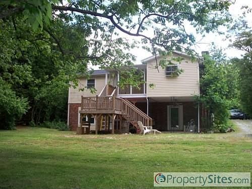 3rd image of 7004 Montague Rd