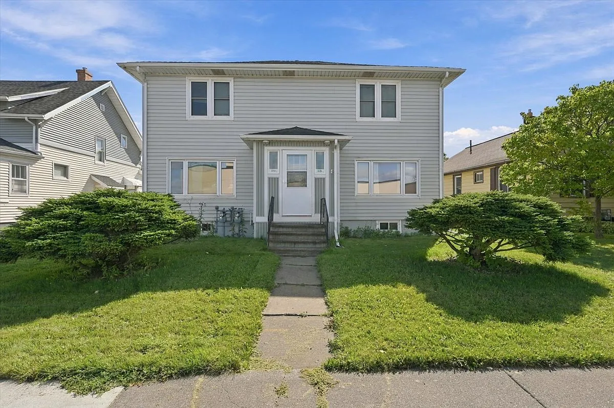 2 bed, 980 sqft, $1,450 — Photo 1