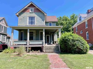 255 W Chestnut St, Canton, IL 61520