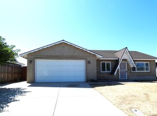 518 E Cox Ln, Santa Maria, CA 93454