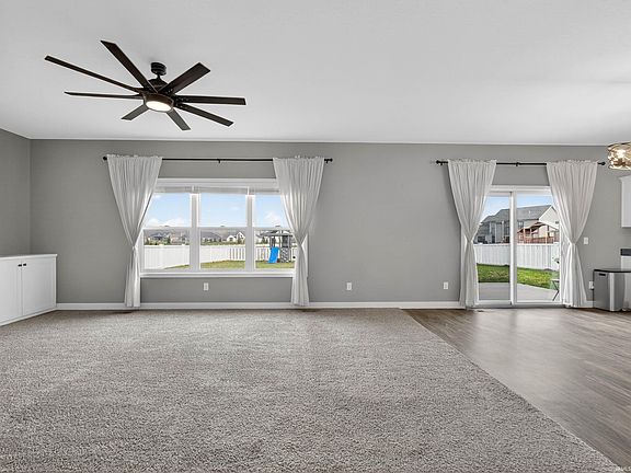 3rd image of 962 Casting Rd