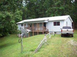 79 Roush Ln, Clendenin, WV 25045