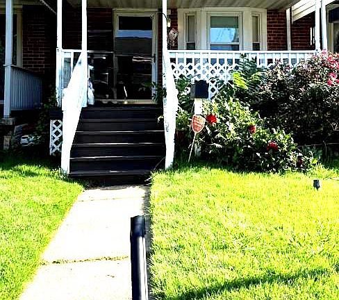 2nd image of 7920 Kavanagh Rd