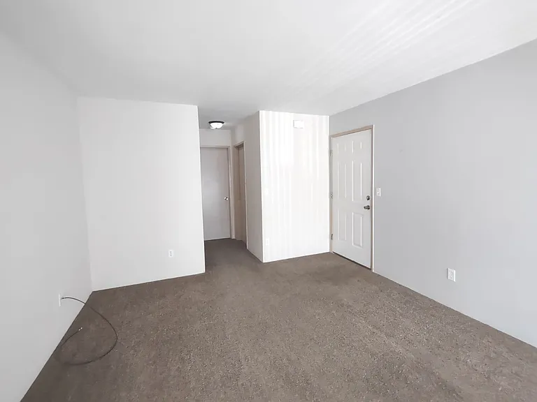 601 Sunset Ave NE #A — Photo 6