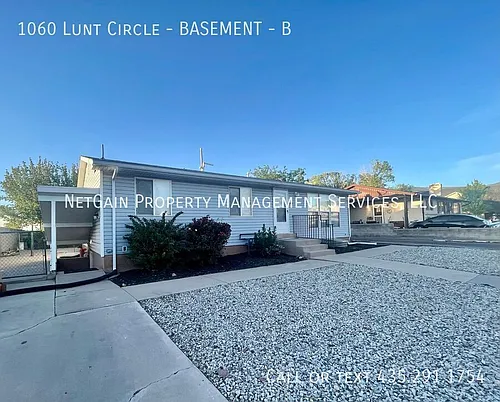 1060 Lunt Cir #B Photo 1