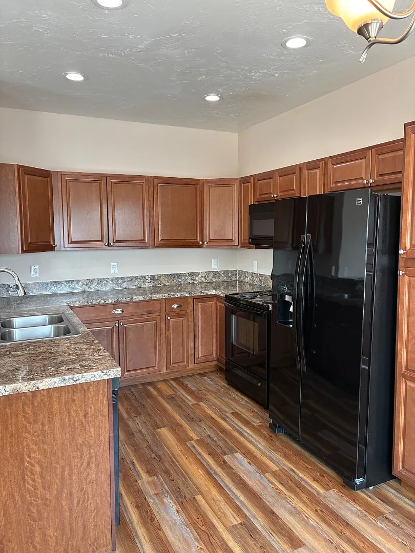 1811 J St - 1803 J St Apt #1 — Photo 2