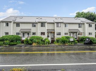 22 River St #13, Hudson, MA 01749