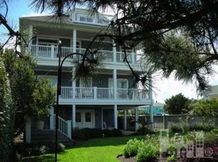 906 Lumina Ave S, Wrightsville Beach, NC 28480