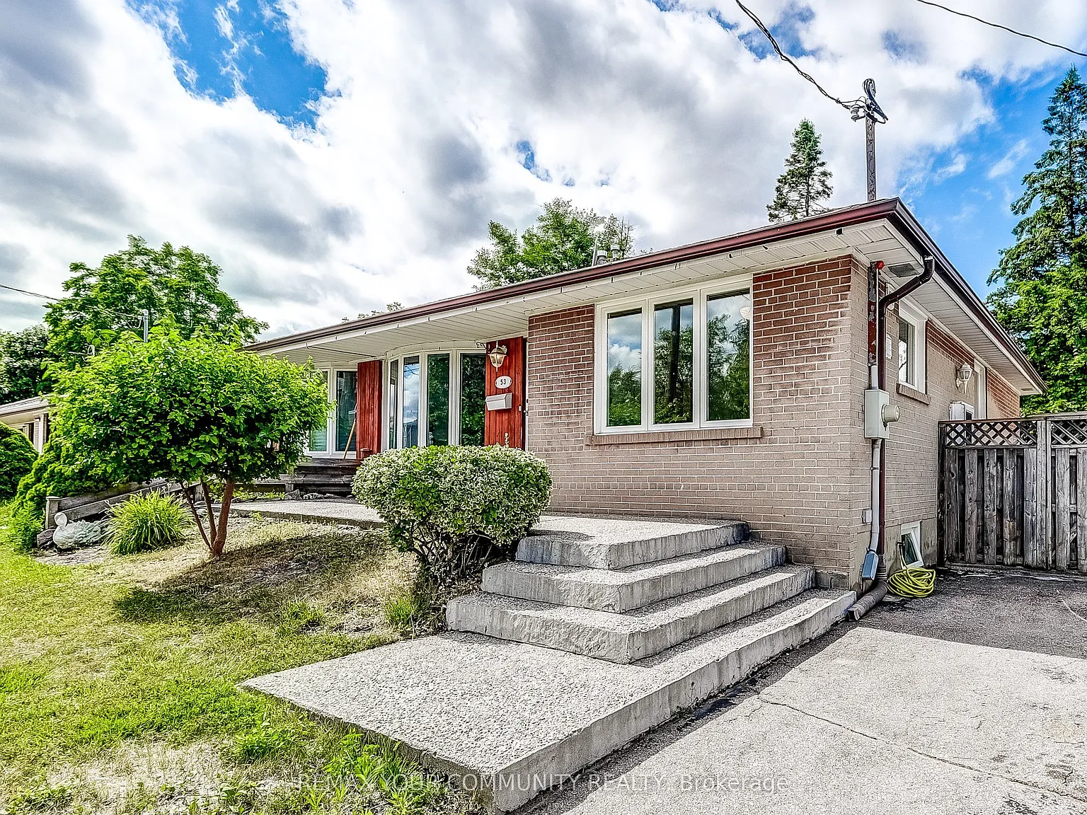4 bed, $3,750 — Photo 1