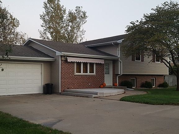 2nd image of 1317 F St