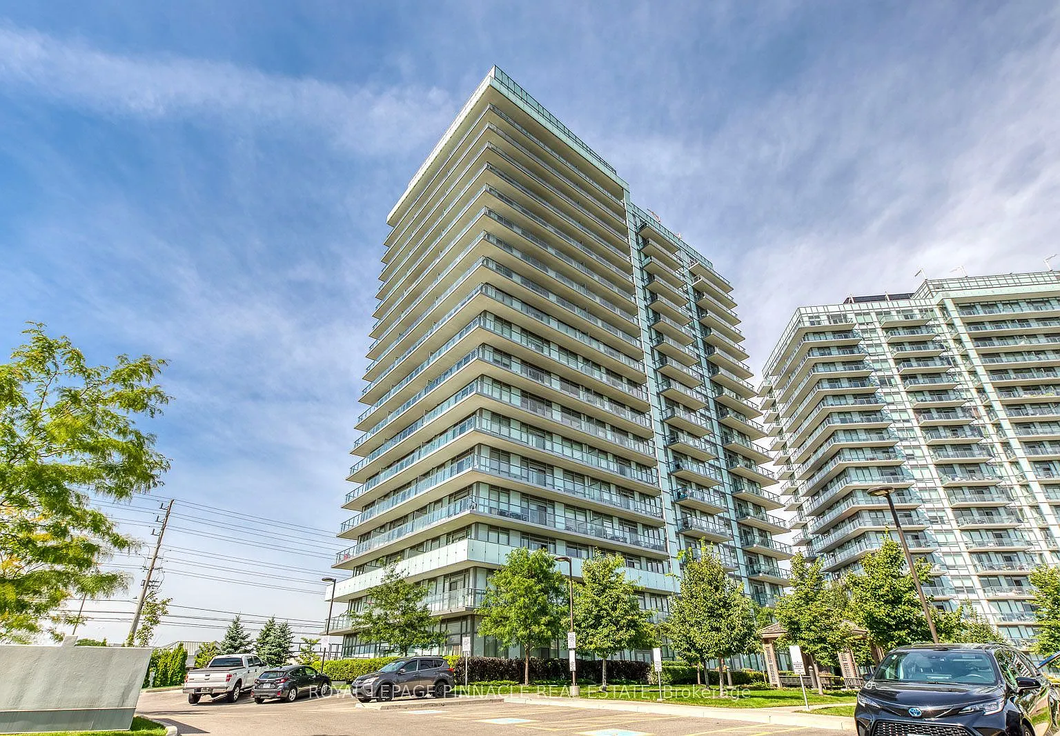 3 bed, $3,000 — Photo 2