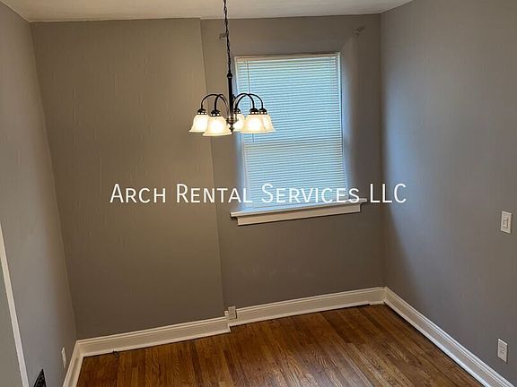 5th image of 2103 Forest Ave