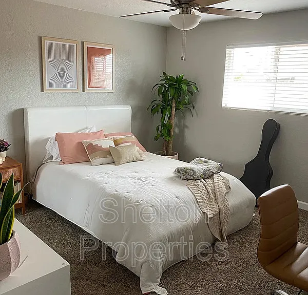 1421 S Roberts Rd — Photo 10