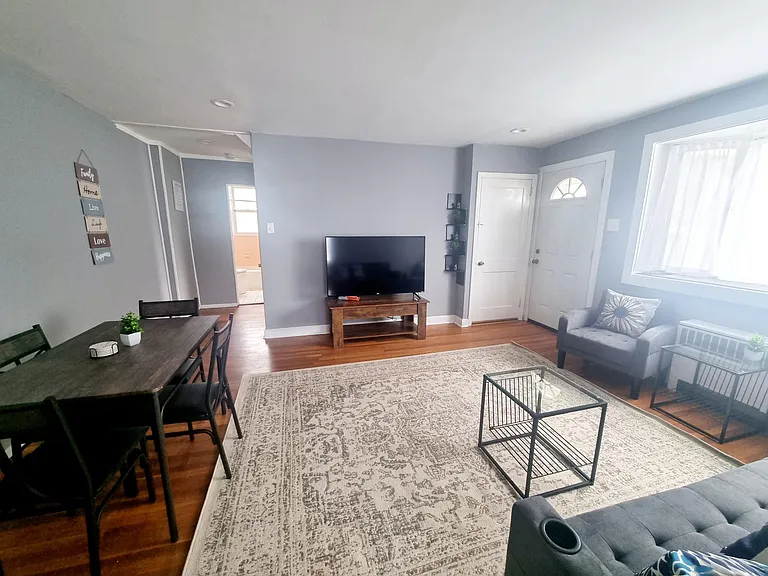 926 Fox Chase Rd #1 — Photo 8