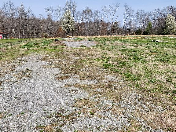 2nd image of 639 Houston Fielder Rd