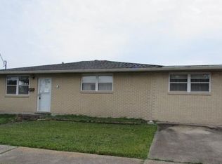 709 N Upland Ave, Metairie, LA 70003