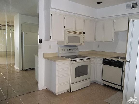 2nd image of 1461 Sunflower Cir S