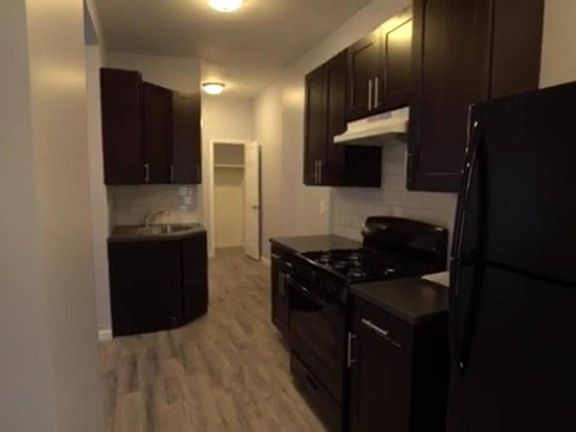 4th image of 27-29 Norwood Ave