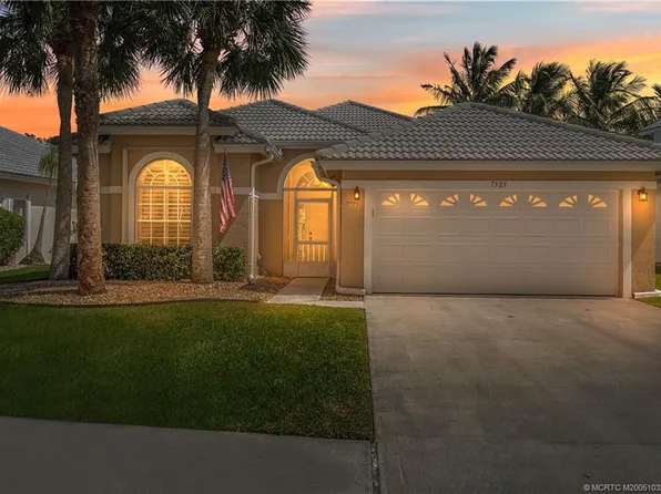 7325 SE Seagate Ln, Stuart, FL 34997