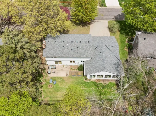 8817 Westmoreland Ln, Saint Louis Park, MN 55426