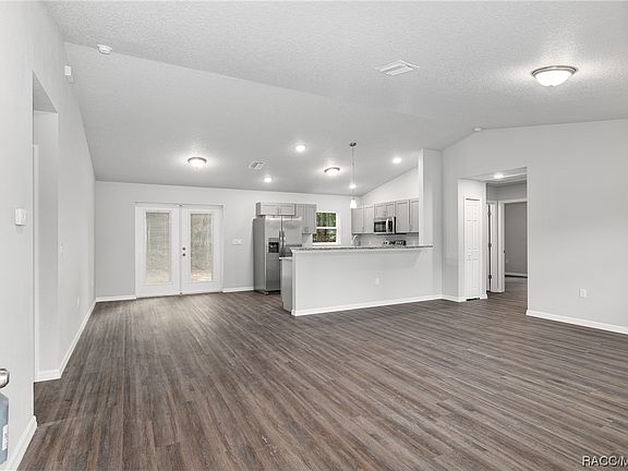 3rd image of 3096 W Bedford Ln